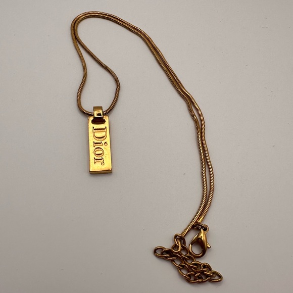 Dior necklace - Picture 2 of 11